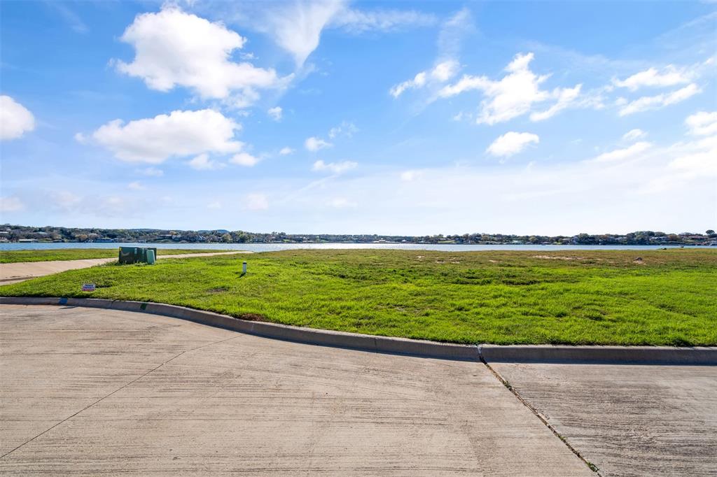 Highland Park Bay - Land