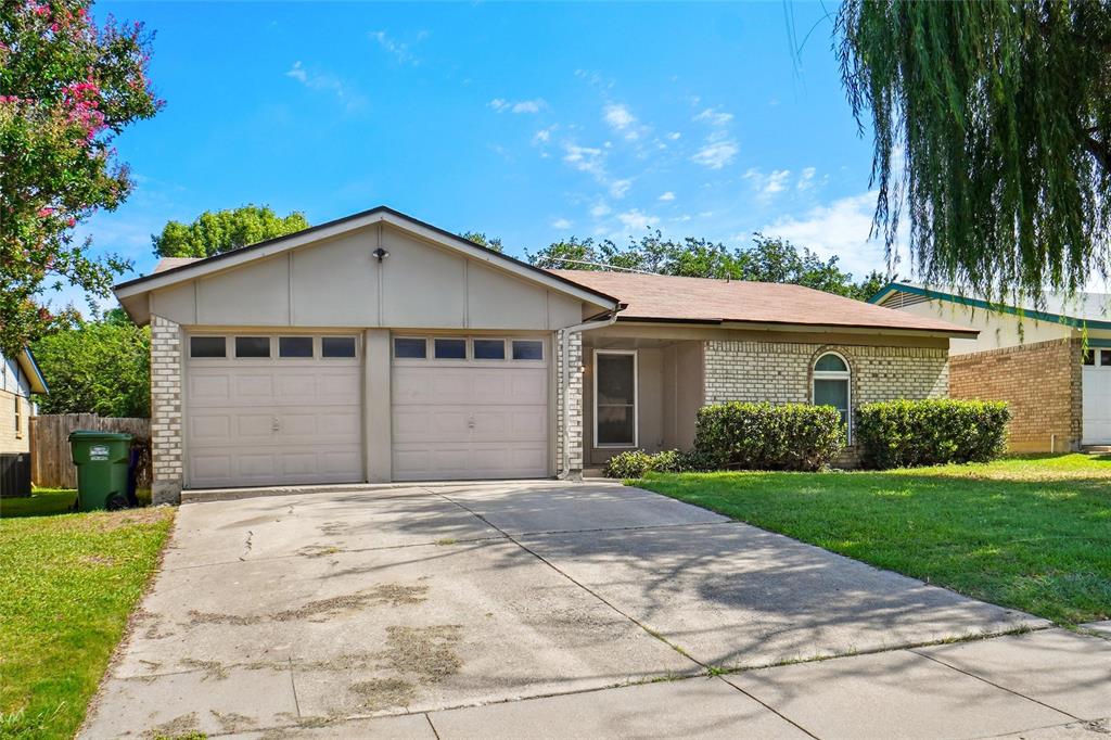 6649 Greenacres Drive