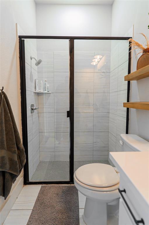 ESTATES AT ROCKHILL PHASE III BLK A LOT 8 - Residential