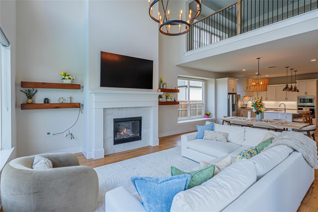 ESTATES AT ROCKHILL PHASE III BLK A LOT 8 - Residential