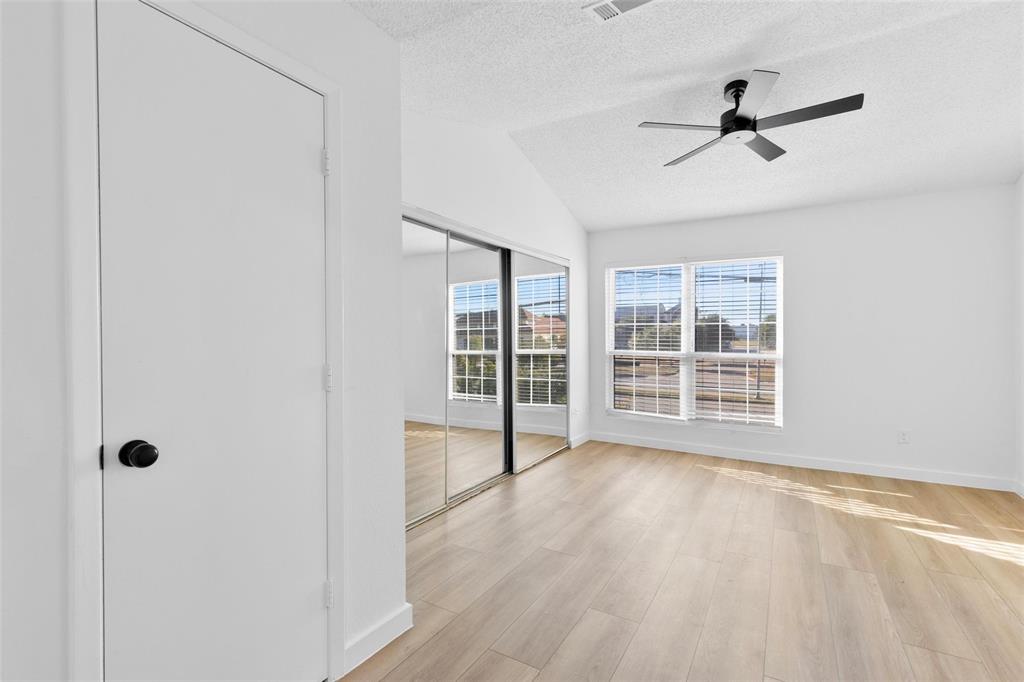 Pheasant Landing #8 - Residential