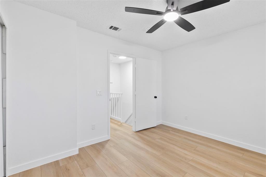 Pheasant Landing #8 - Residential