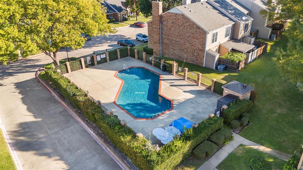 Pheasant Landing #8 - Residential