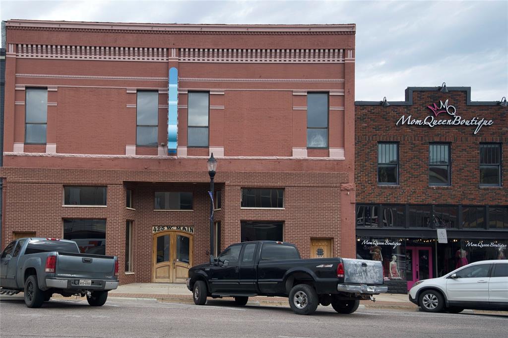425 W Main Street