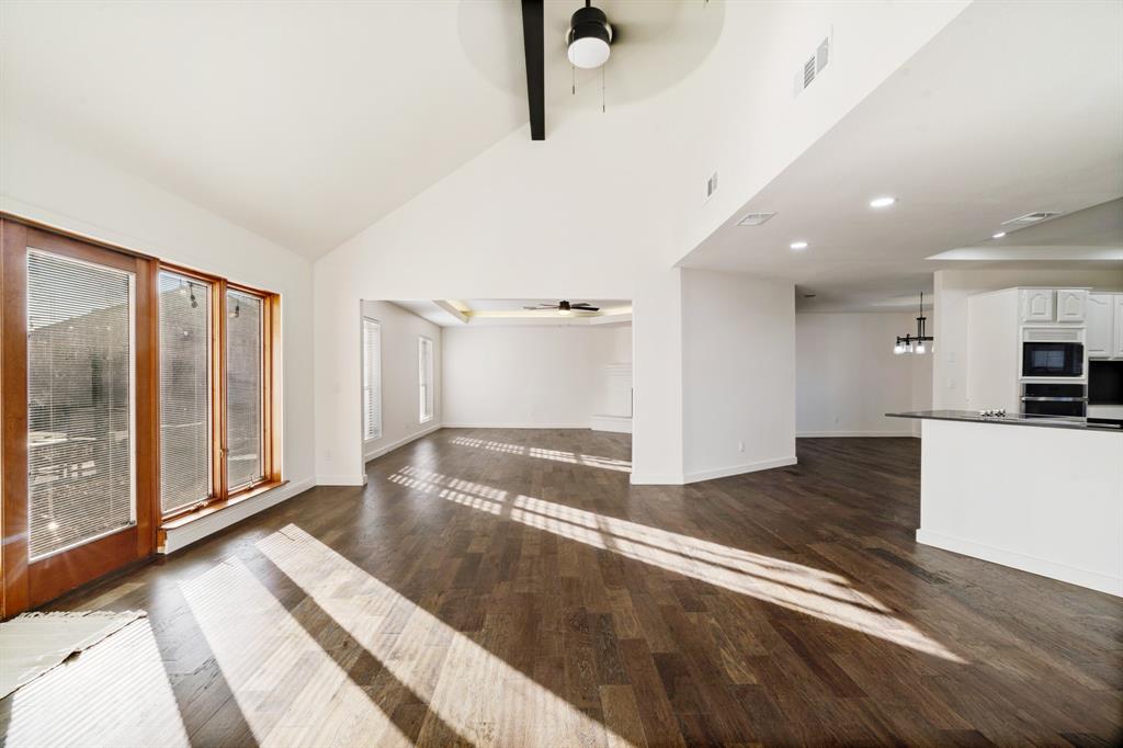 Twin Lakes - Residential