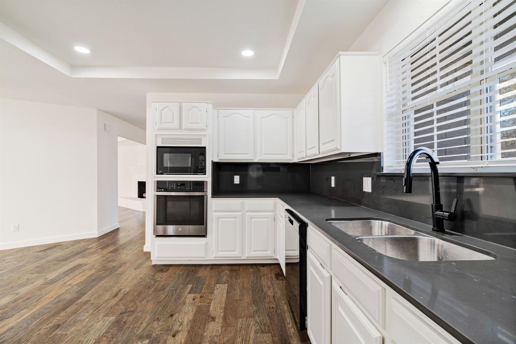 Twin Lakes - Residential