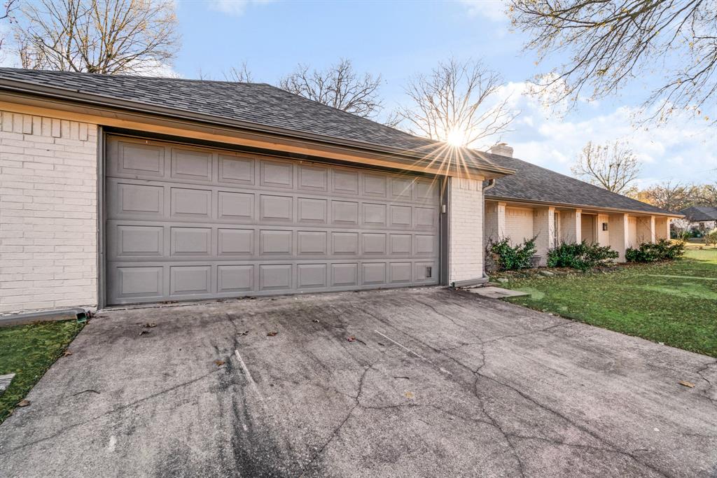 Twin Lakes - Residential