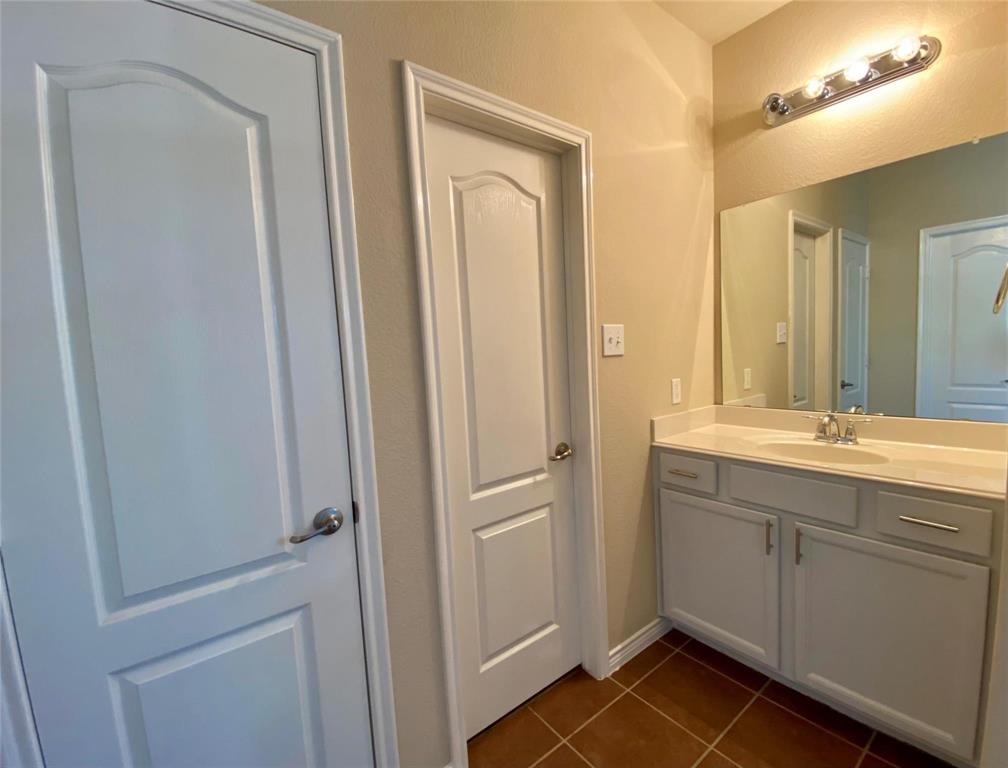 Continental Congress Village - Residential Lease