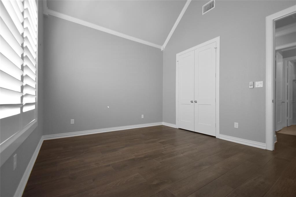 Hadley Court Oak Hollow - Residential