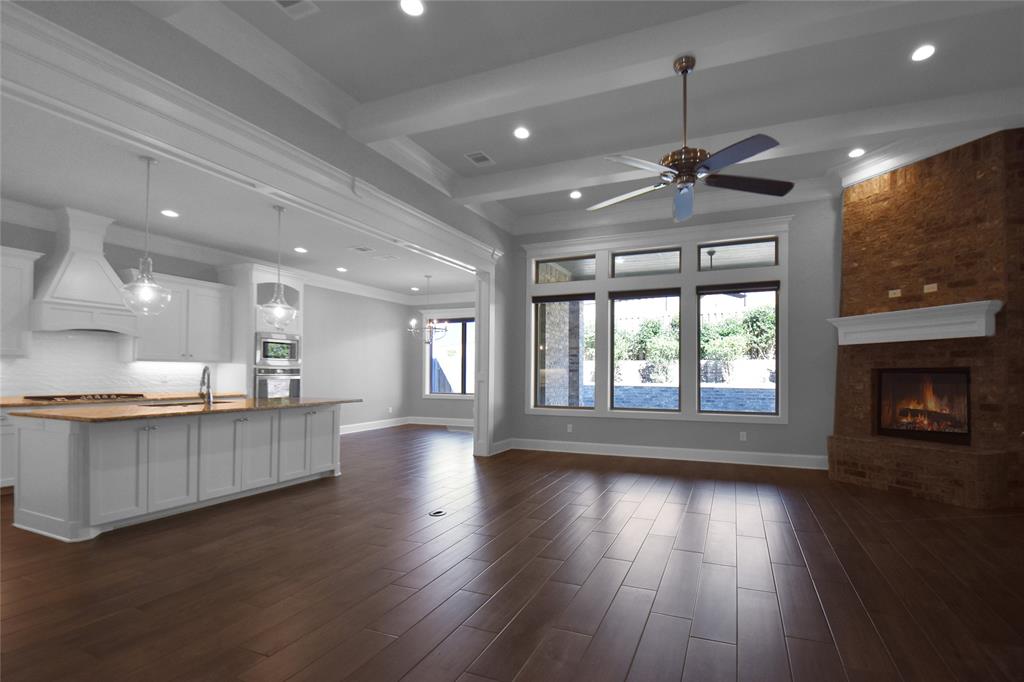 Hadley Court Oak Hollow - Residential