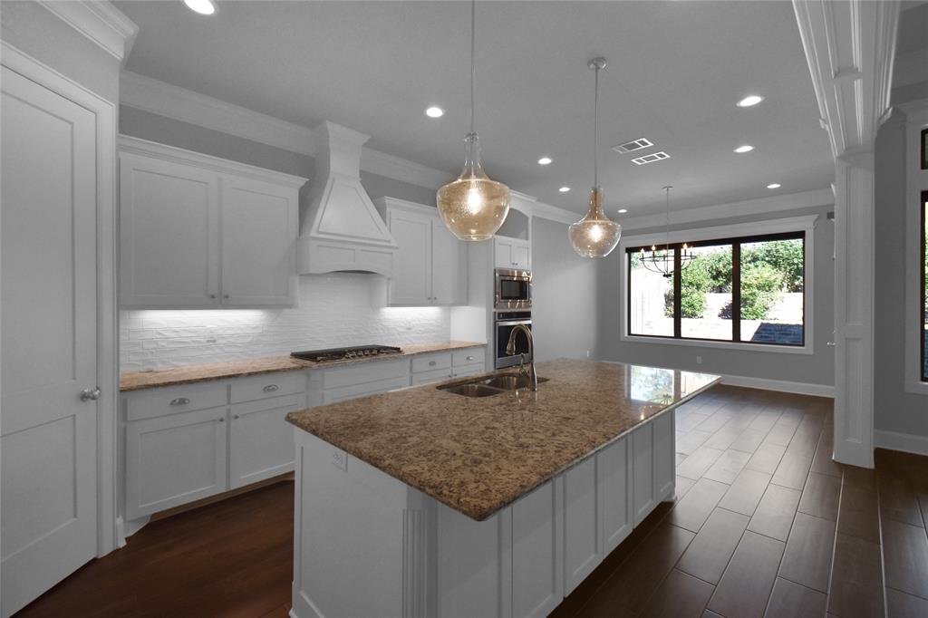 Hadley Court Oak Hollow - Residential