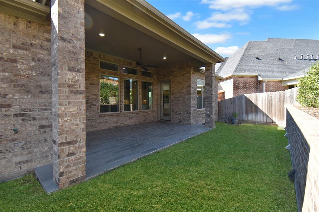 Hadley Court Oak Hollow - Residential