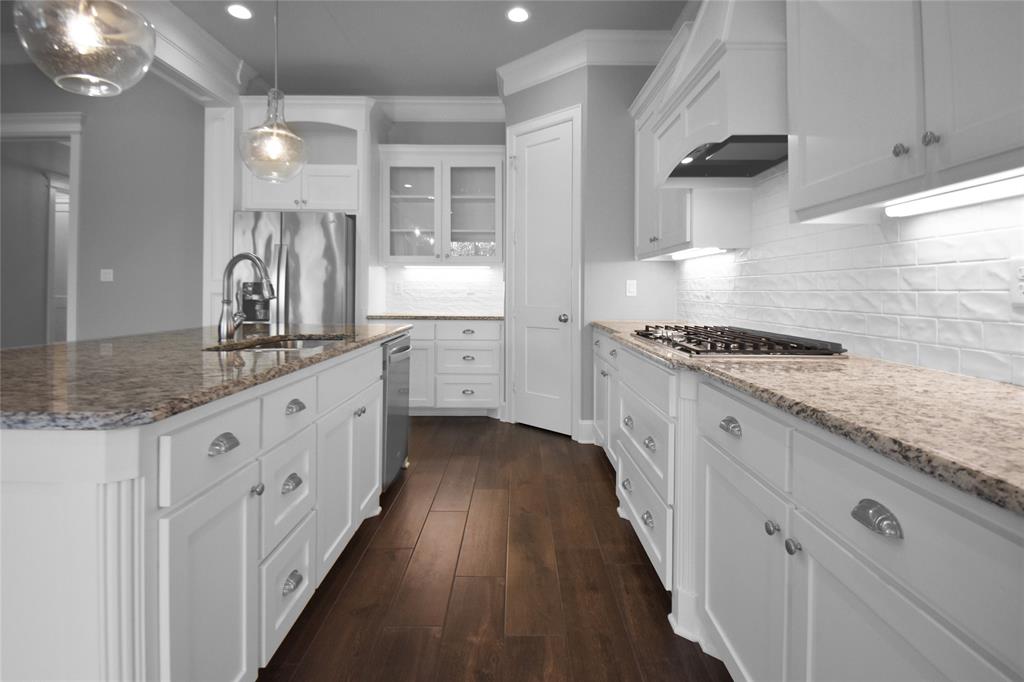 Hadley Court Oak Hollow - Residential