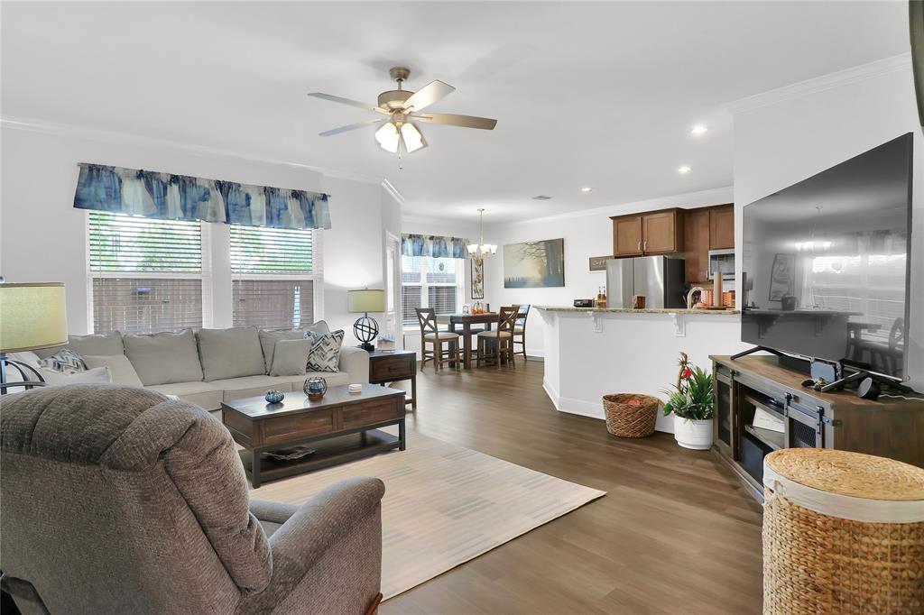 6111 Hamilton Meadows Way