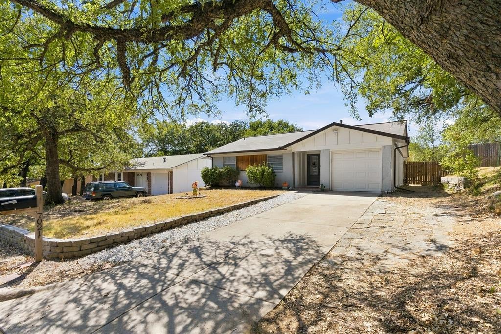 7021 Payte Lane