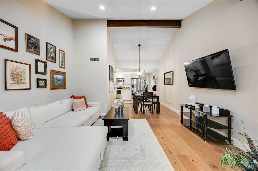 Brookgreen Twnhs 01 - Residential