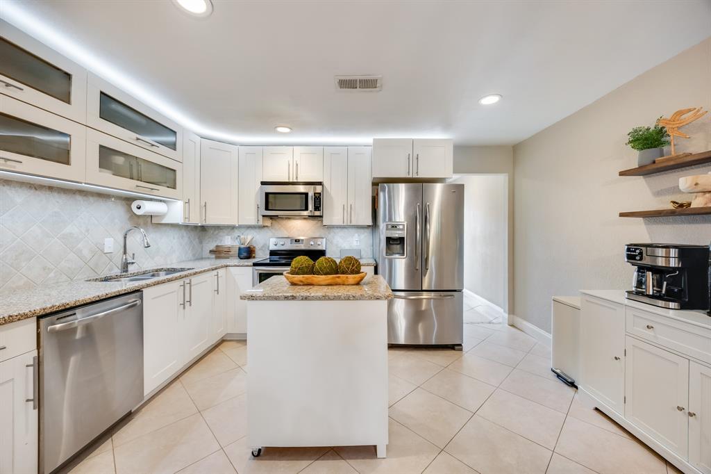 Brookgreen Twnhs 01 - Residential