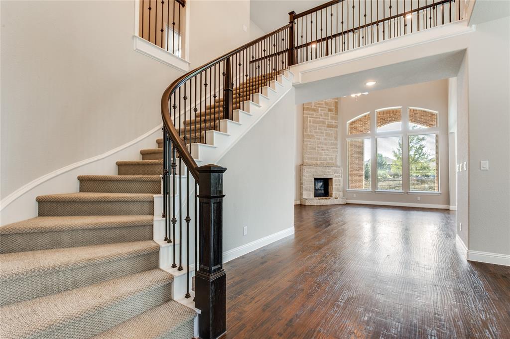 10813 Sycamore Falls Drive