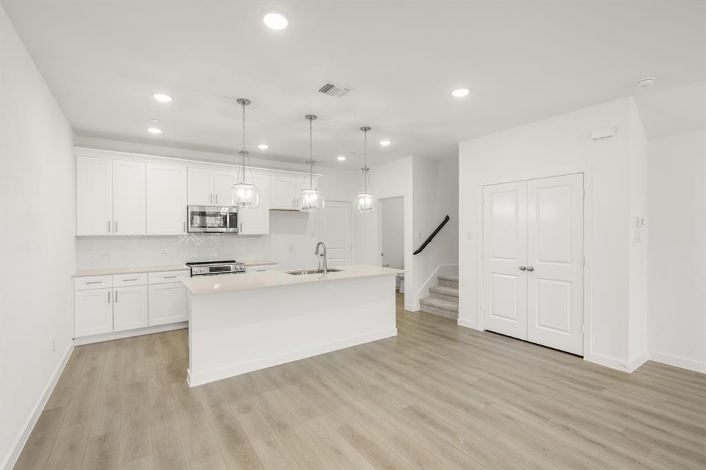 The Pointe at Capp Smith Lake - Residential