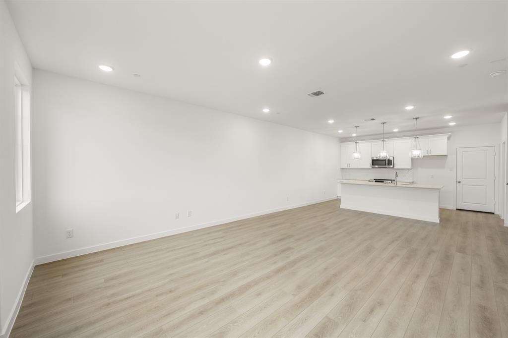 The Pointe at Capp Smith Lake - Residential