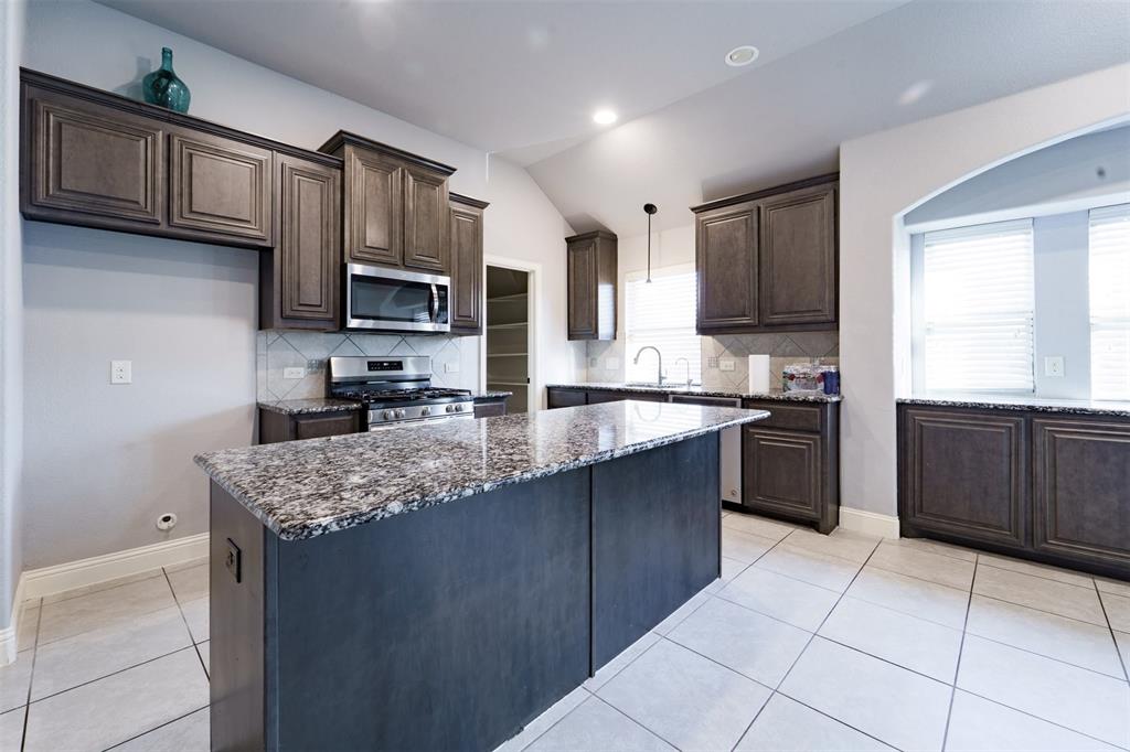 1722 Sandalwood Lane