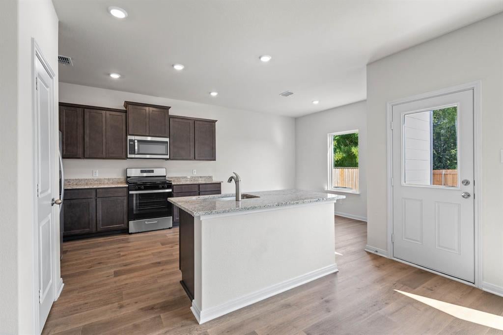 8436 White Wolf Trail