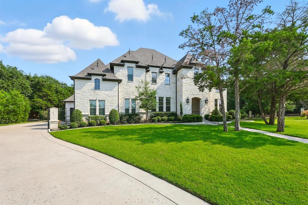 1101 Linnea Lane