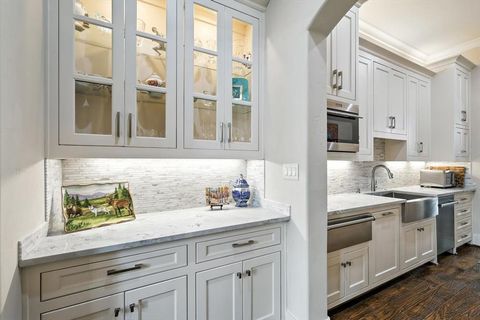 Tiny photo for 1101 Linnea Lane, Southlake, TX 76092 (MLS # 21044094)