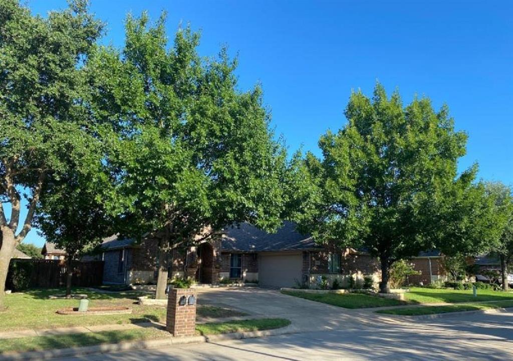 8101 Summerleaf Drive