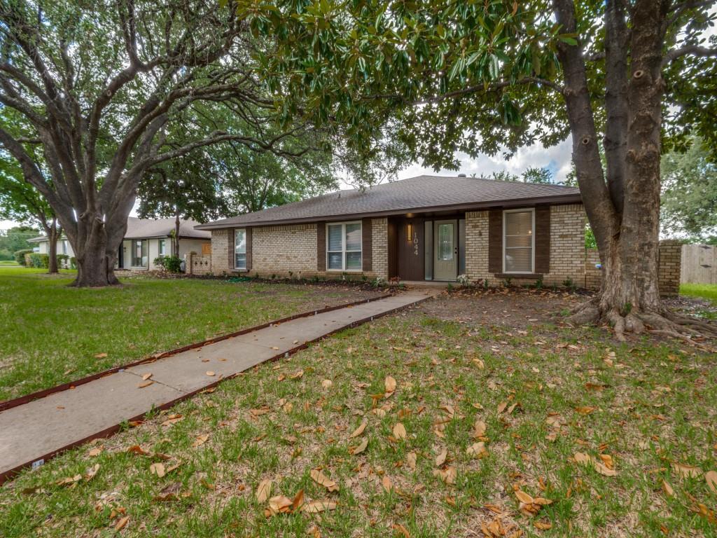1044 Peach Lane