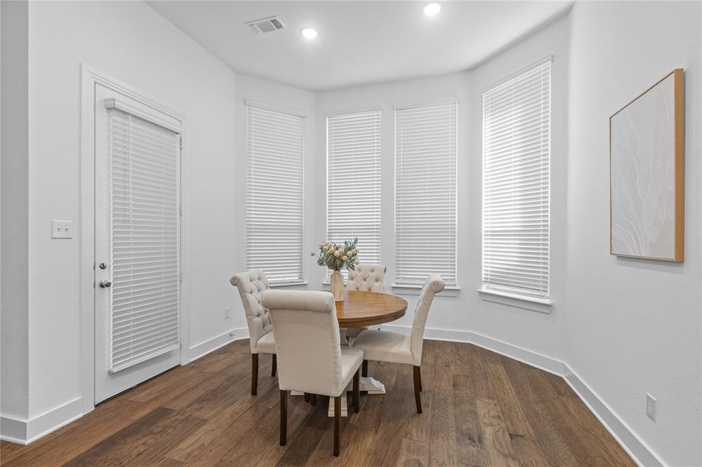 1211 El Sol Boulevard