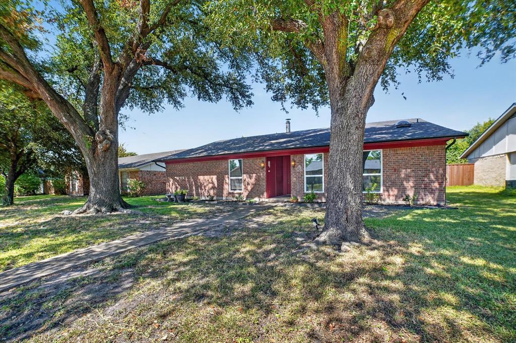 1413 Long Shadow Lane