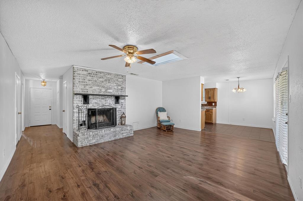 1413 Long Shadow Lane