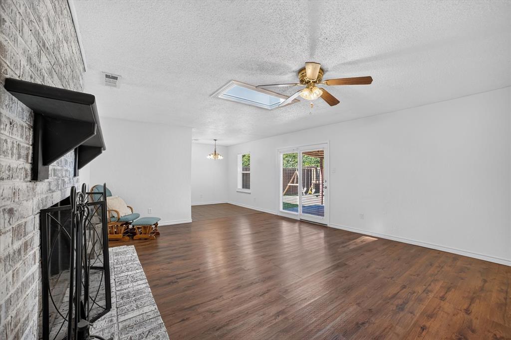 1413 Long Shadow Lane