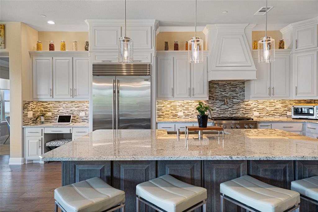 801 Ivy Glen Court