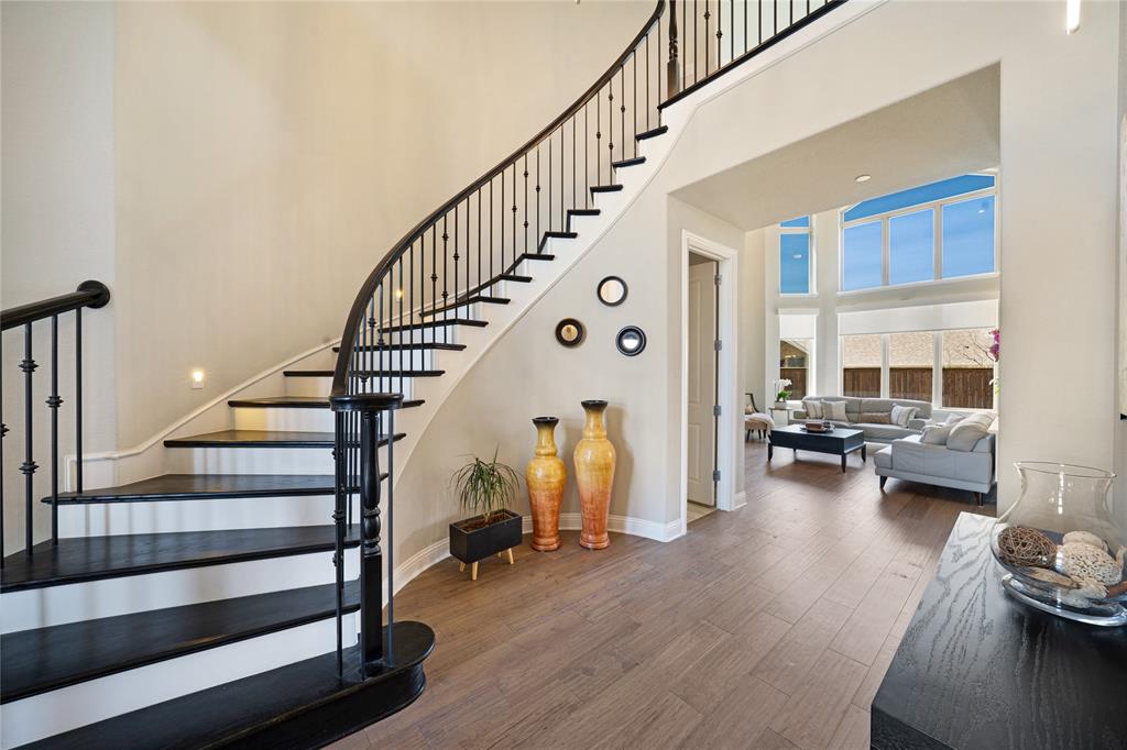801 Ivy Glen Court