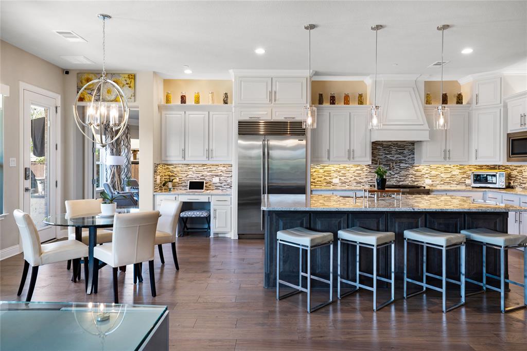 801 Ivy Glen Court