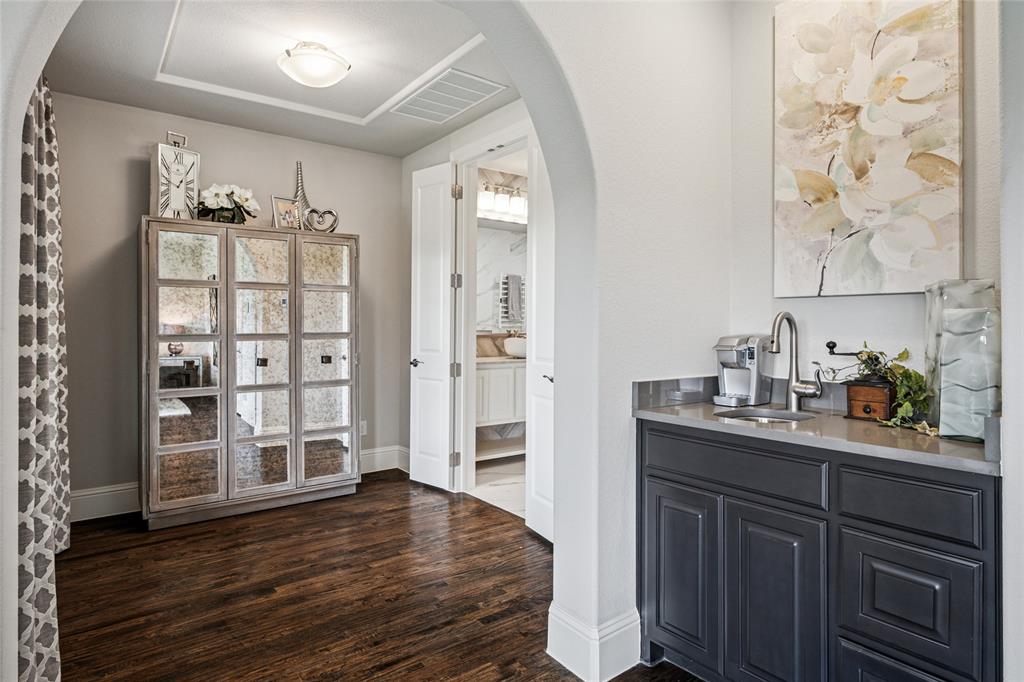 Vue Las Colinas - Residential