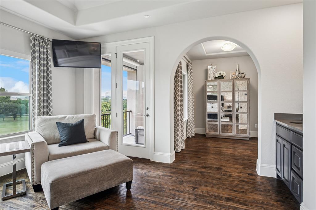 Vue Las Colinas - Residential