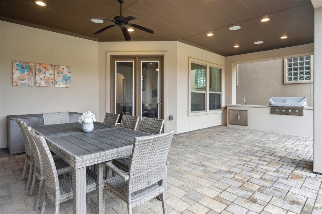 Vue Las Colinas - Residential