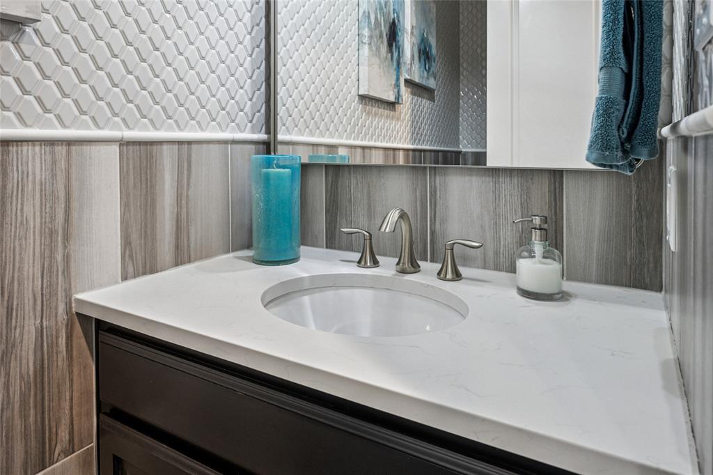 Vue Las Colinas - Residential