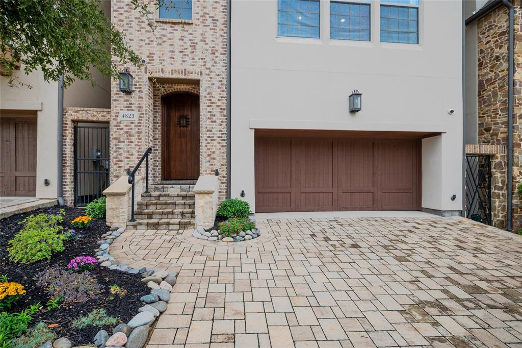 Vue Las Colinas - Residential