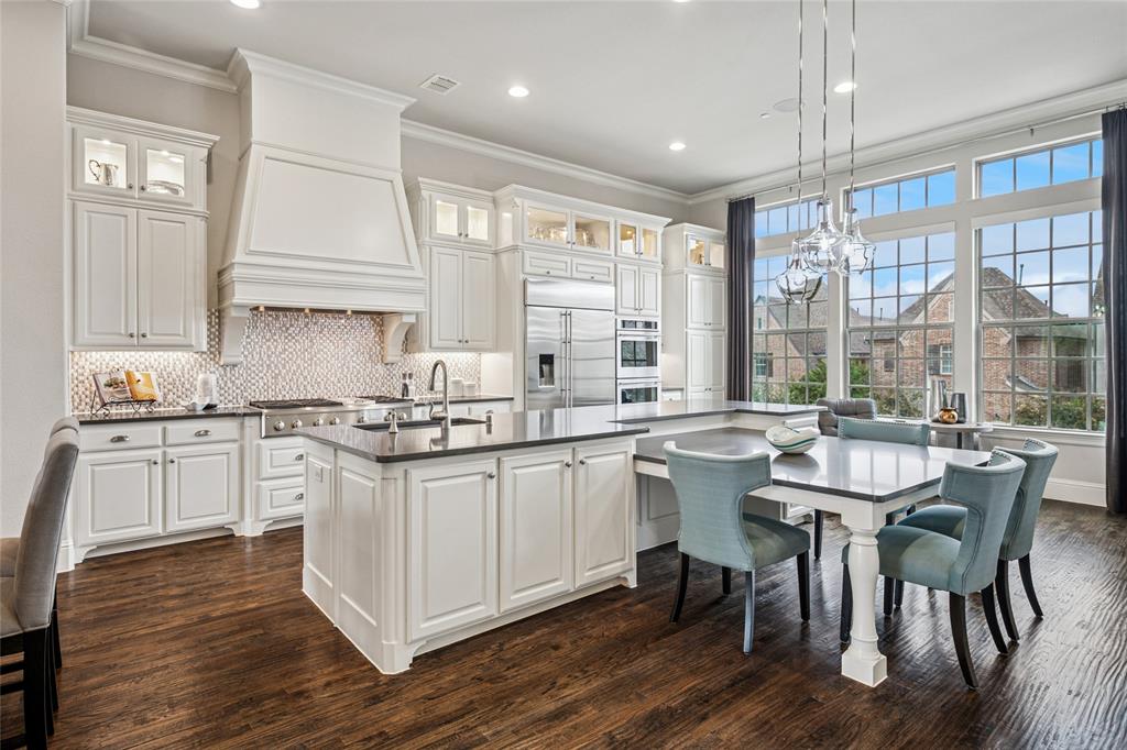 Vue Las Colinas - Residential