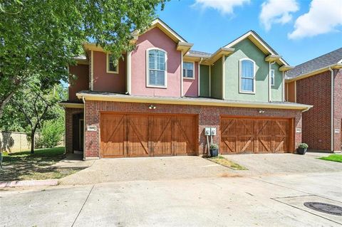 Photo of 205 Corinna Court, Hurst, TX 76053 (MLS # 21145917)
