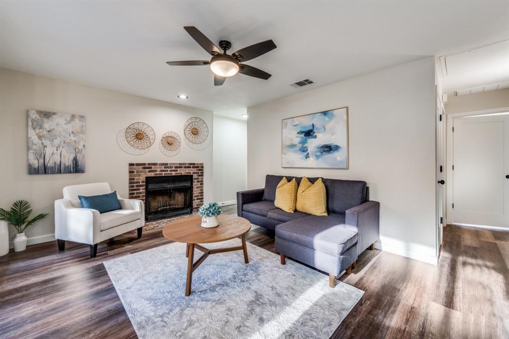 Cloisters Condo The - Residential