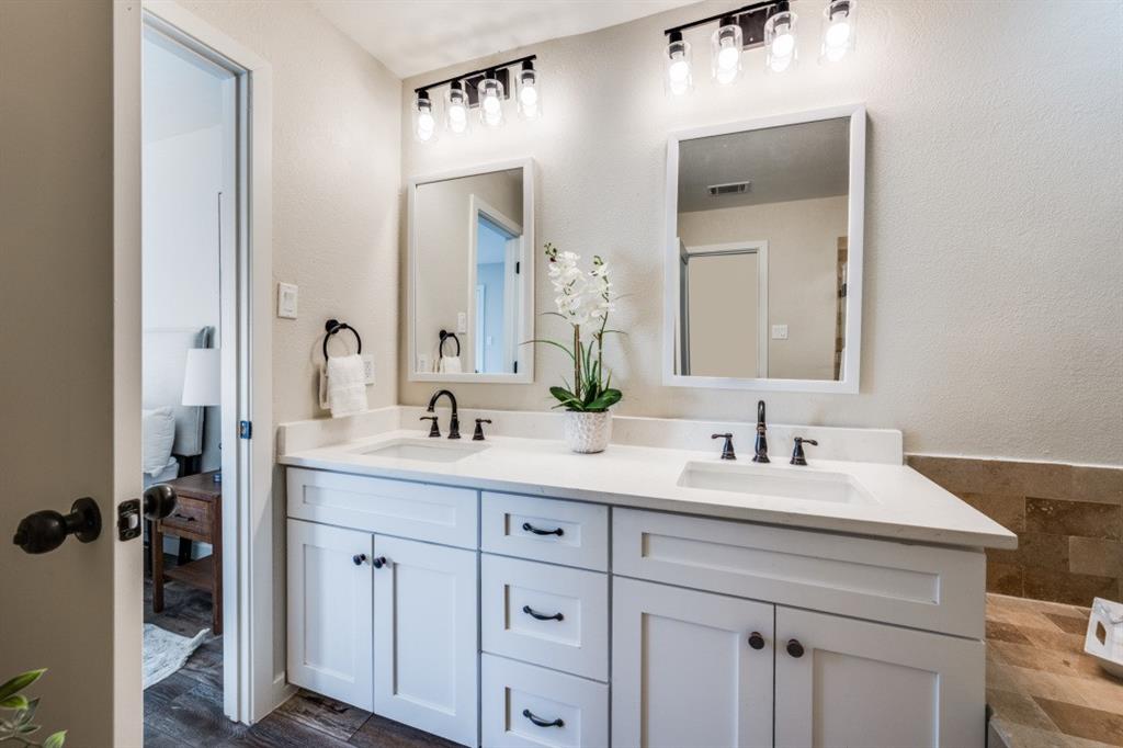 Cloisters Condo The - Residential