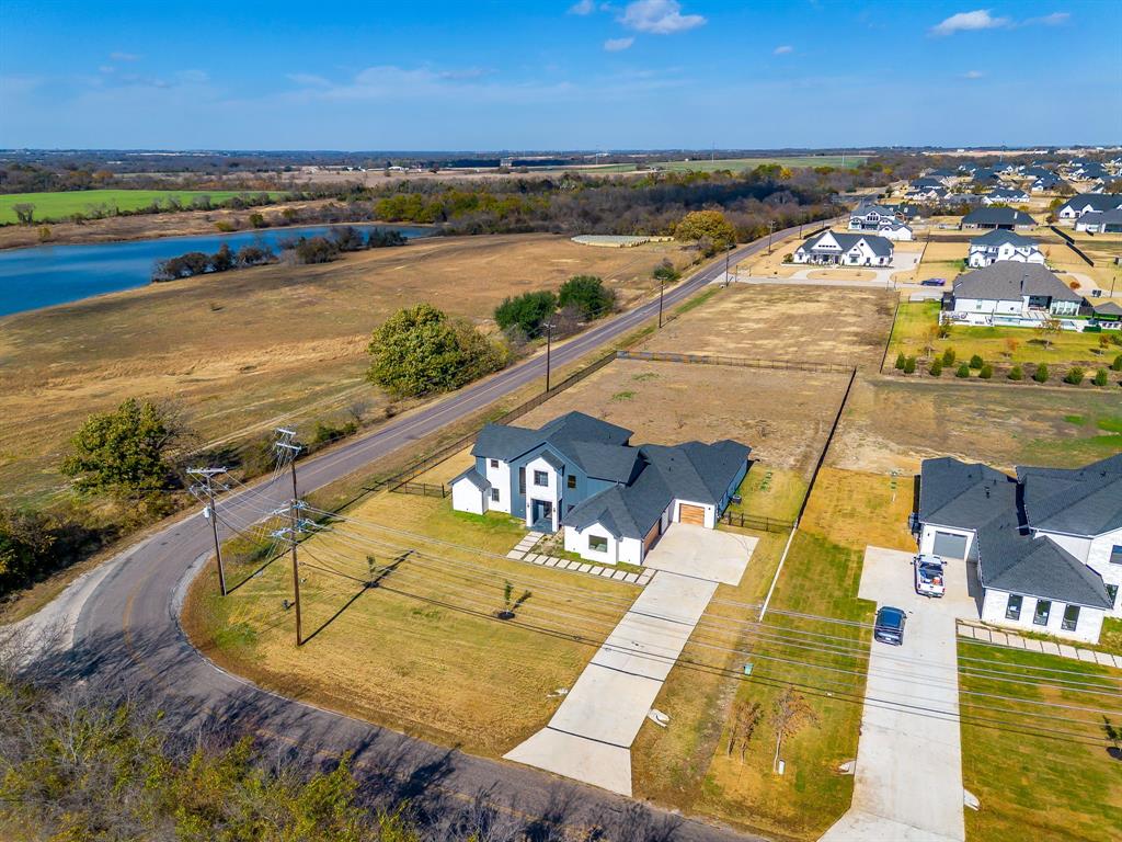 212 W Cottage Hill Parkway