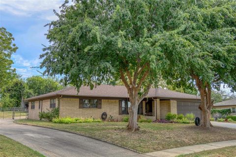 A home in Sherman