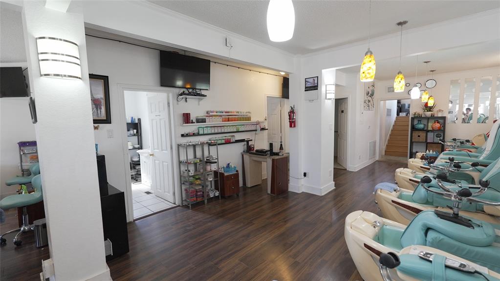 Original Cleburn - Commercial Sale