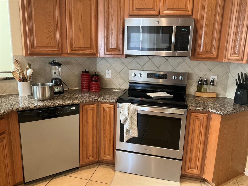 Mountain Valley Lake Trail. - Residential